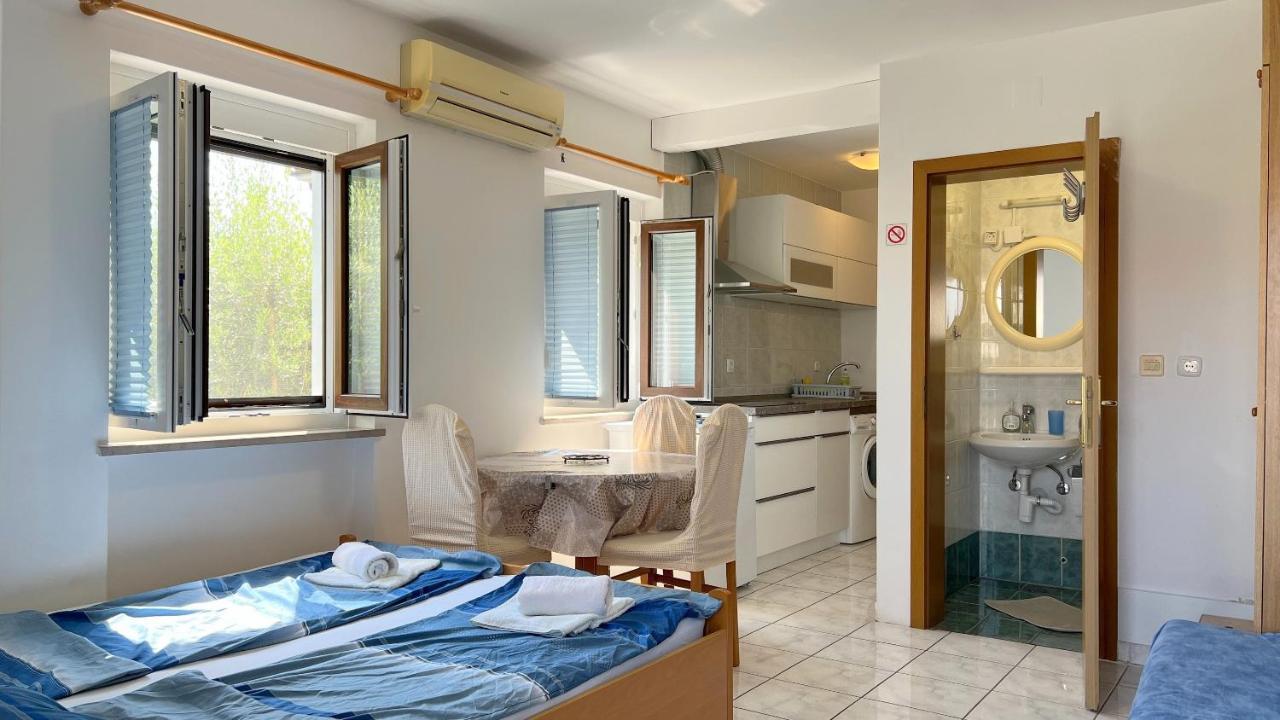 ❷⓿❷❸ Apartment Dolphin อิซอลา ภายนอก รูปภาพ