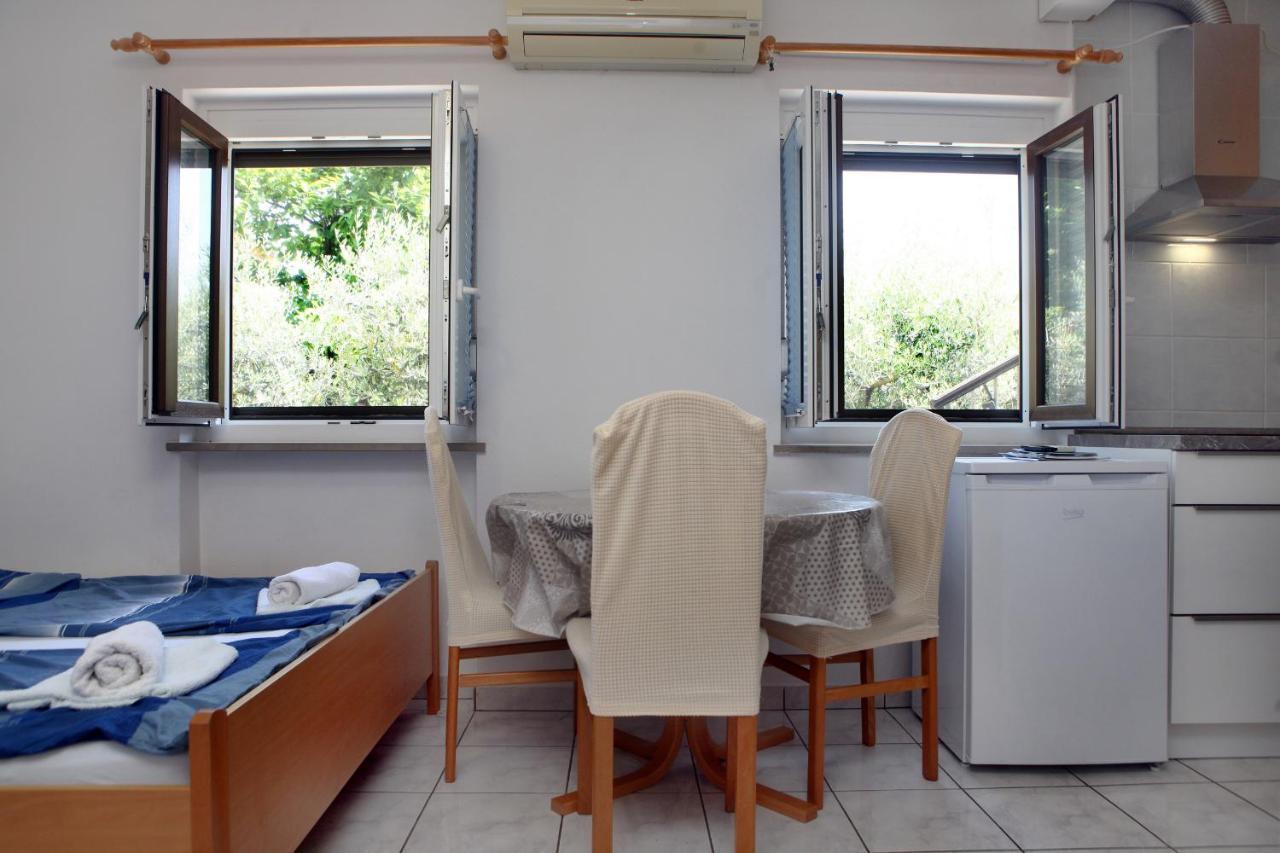 ❷⓿❷❸ Apartment Dolphin อิซอลา ภายนอก รูปภาพ